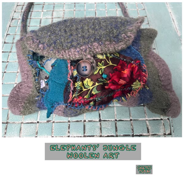 Elephants' Jungle – Woolen Art